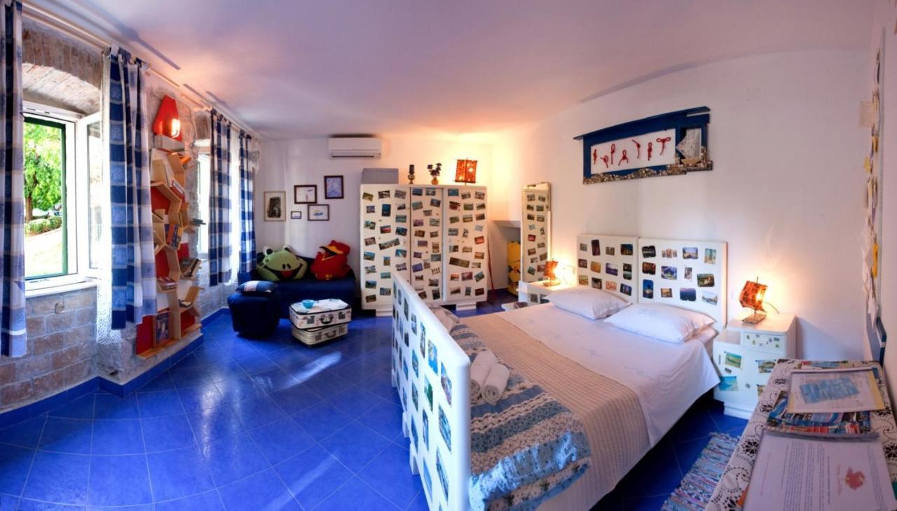 Studio Apartment Sretna Split Exterior photo